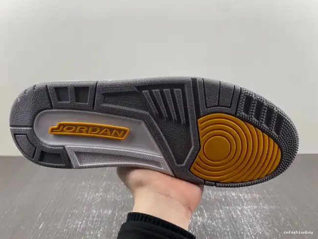 Jordan Bryant 869802-907 Retro Kobe 3 PE 0514